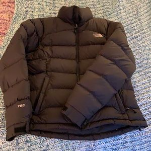 Black North face puffer jacket